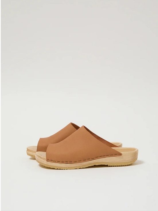 Lauren Manoogian Shoes - Lauren Manoogian No.6 Mono Clog on Flat Base in Desert